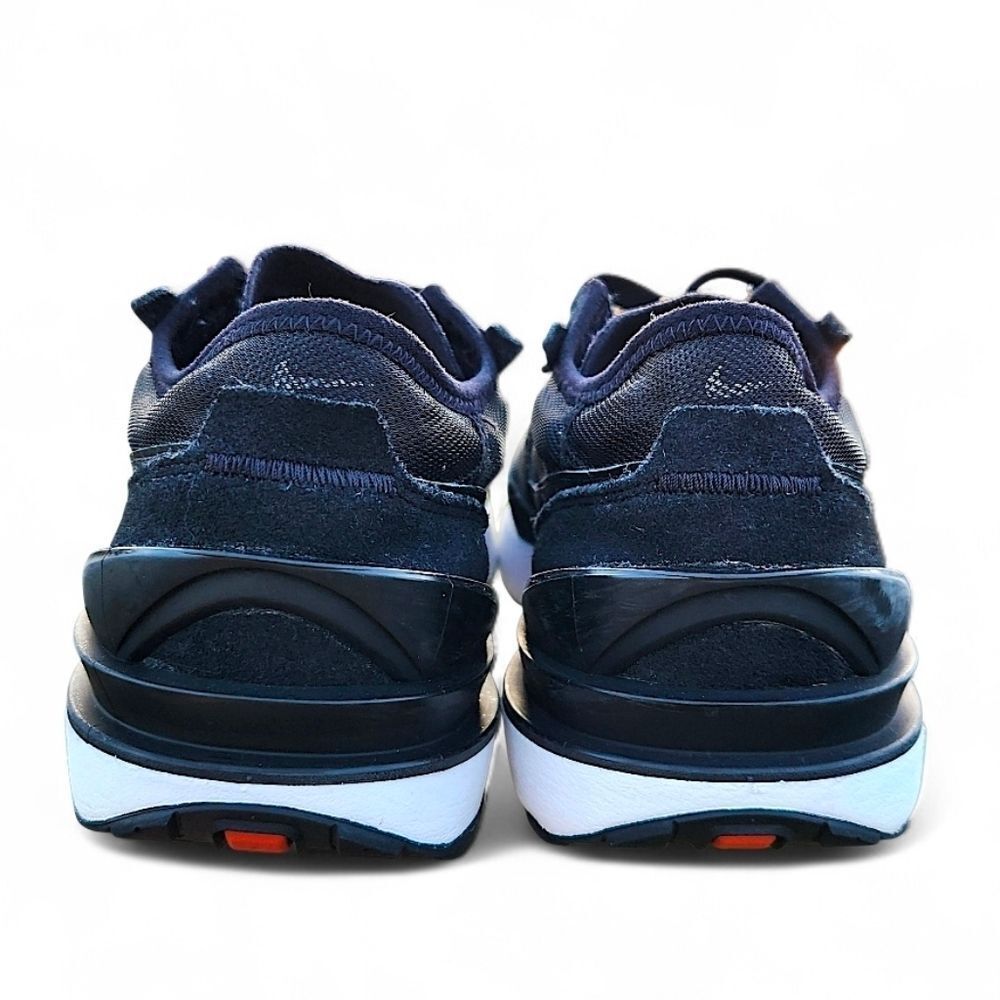Nike Waffle One Girls Size 7 Youth Black Running Lifestyle Leather Sneakers Shoe - Picture 3 of 13